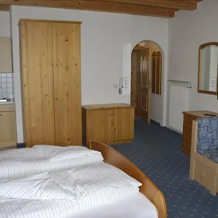 Landhaus Tirol Schenna Exterior photo